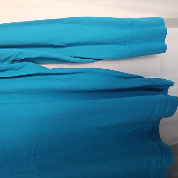 Old Navy 2 For 5 shirt size xxl/1× long sleeves - Picture 8 of 8